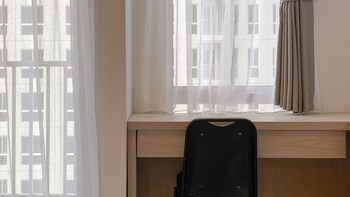 simply studio room at tokyo riverside pik 2 apartment