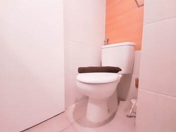 elegant and cozy studio barsa city apartment