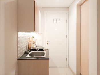 elegant and cozy studio barsa city apartment