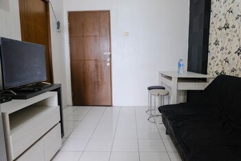good choice 2br apartment at gateway ahmad yani cicadas