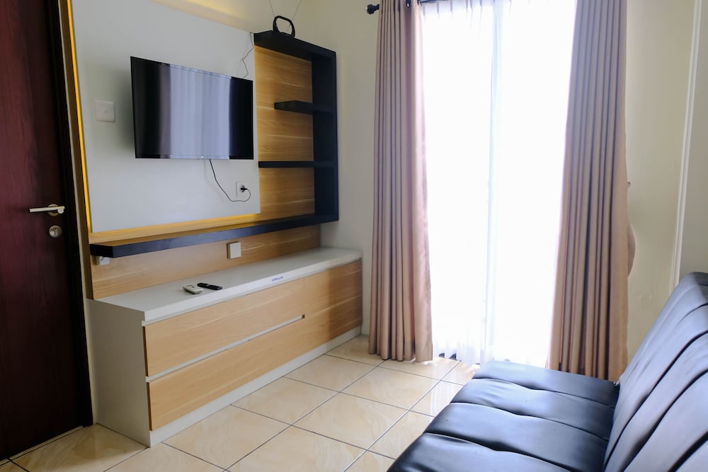cozy and homey 2br tamansari panoramic apartment