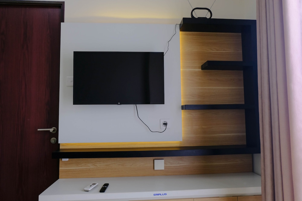 cozy and homey 2br tamansari panoramic apartment