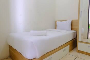 cozy and homey 2br tamansari panoramic apartment