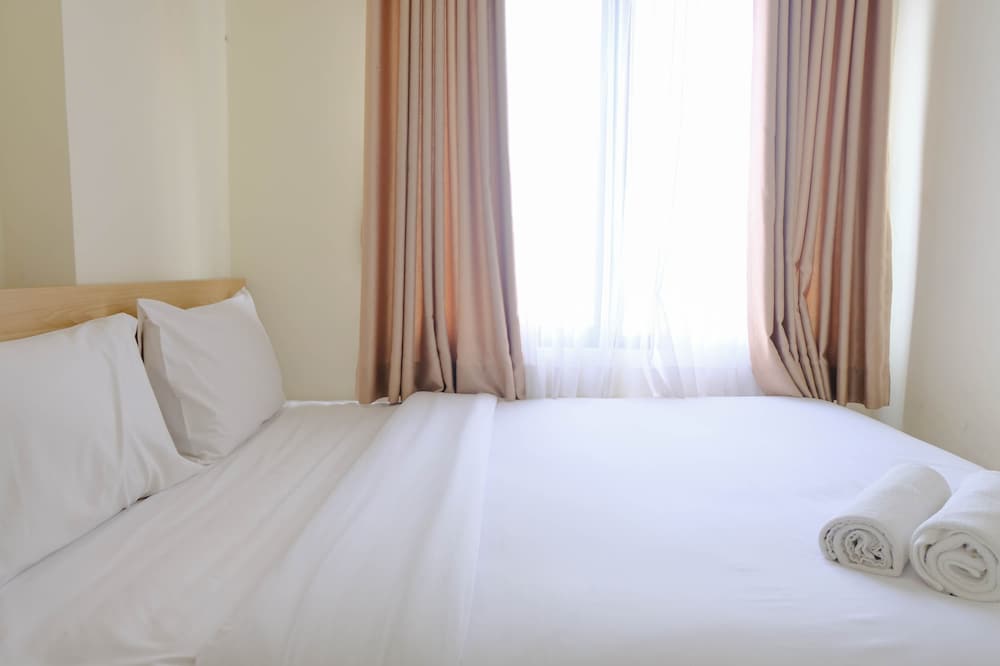 cozy and homey 2br tamansari panoramic apartment