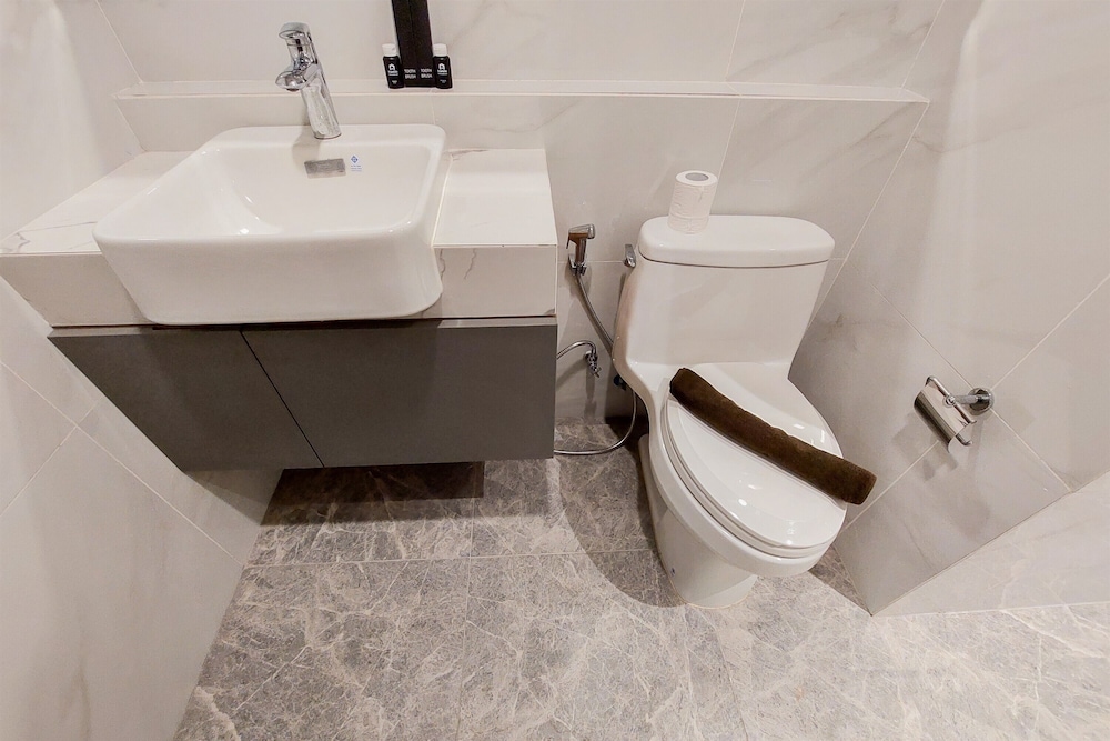 fancy and comfortable 1br the smith alam sutera apartment