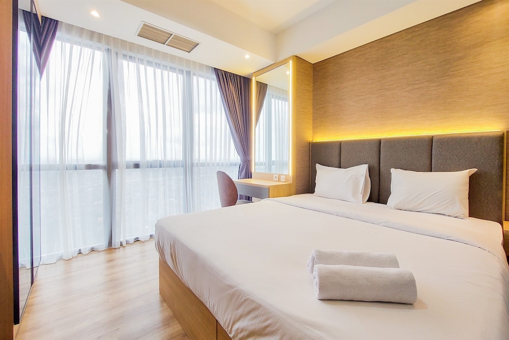 fancy and comfortable 1br the smith alam sutera apartment