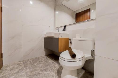 fancy and comfortable 1br the smith alam sutera apartment
