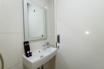 cozy studio at barsa city apartment