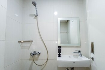cozy studio at barsa city apartment