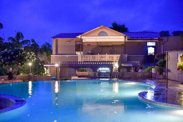 mulberry araliayas resort and spa
