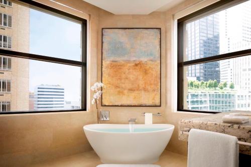 jw marriott houston downtown