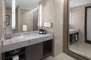 jw marriott houston downtown