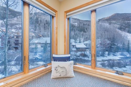 riverfront blocks to ski mtn views hot tub viking lodge 217 1 bedroom condo by redawning