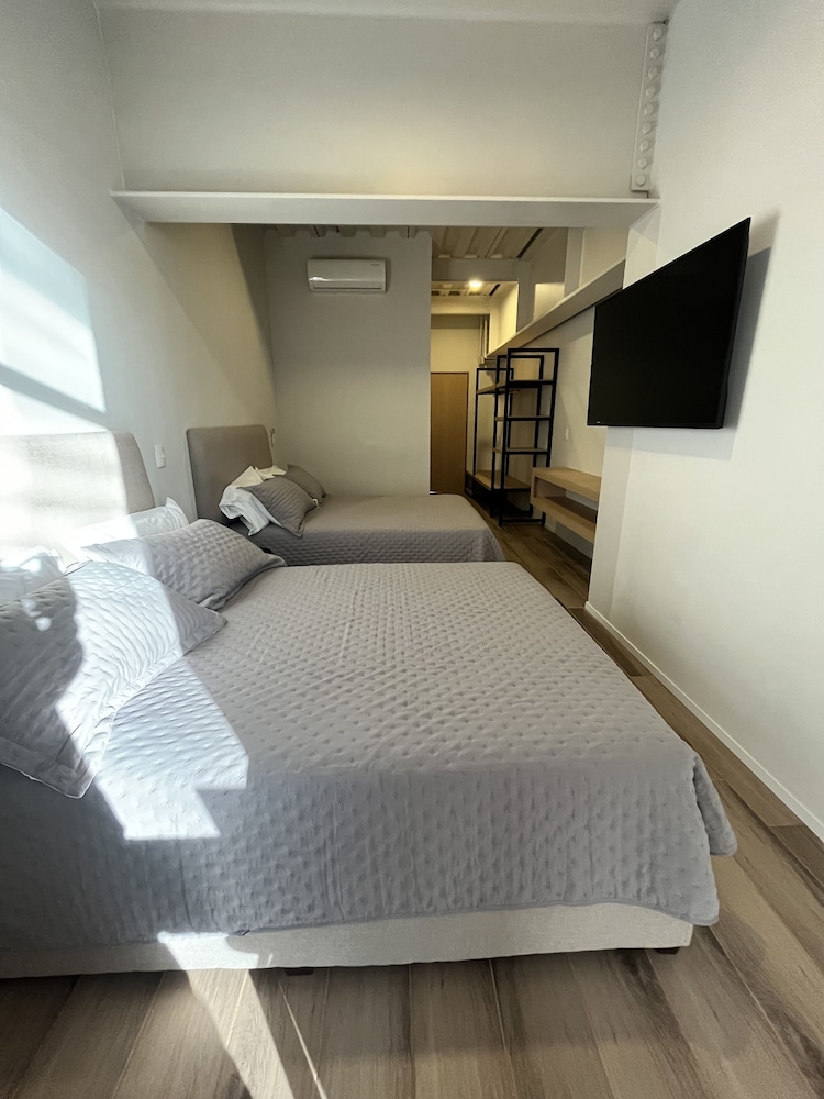 olson real acueducto hotel and suites