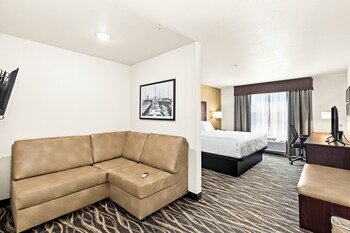 cobblestone hotel and suites ottumwa