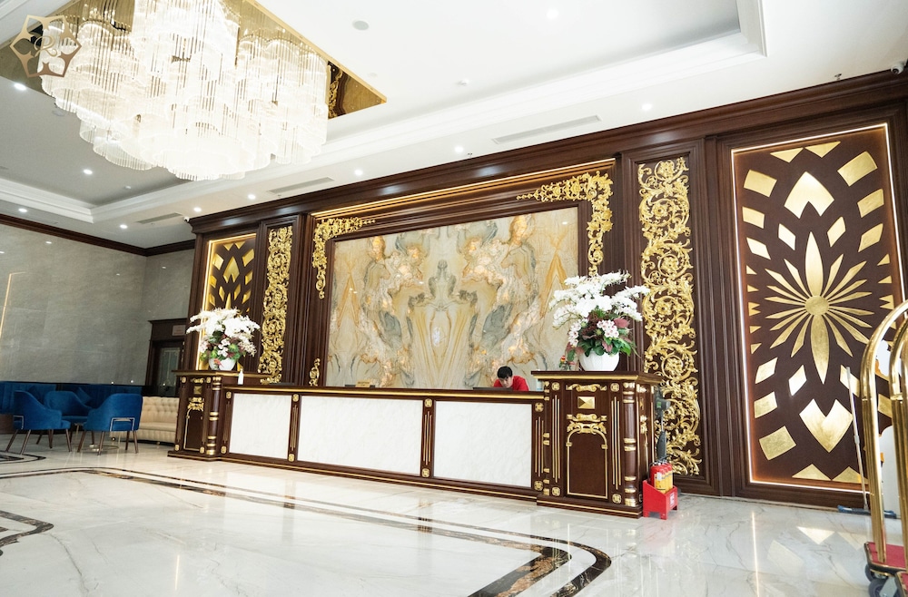 cua dong luxury hotel
