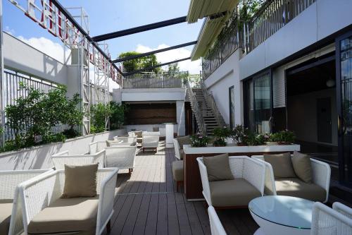 cua dong luxury hotel