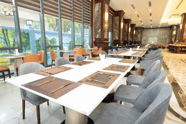 cua dong luxury hotel
