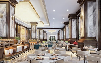 cua dong luxury hotel