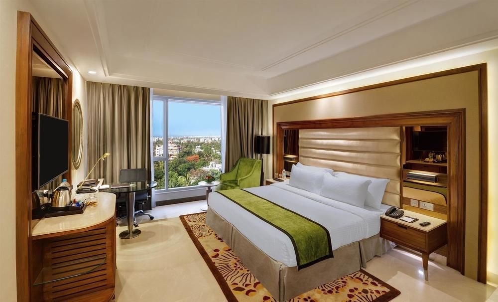 hotel parth lodging