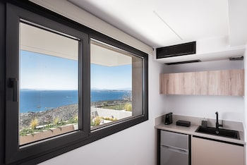 saronida hills