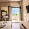 hotel baby bed and breakfast