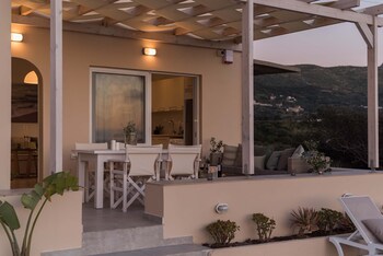 falasarna seafront house