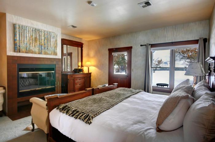 casia lodge and ranch