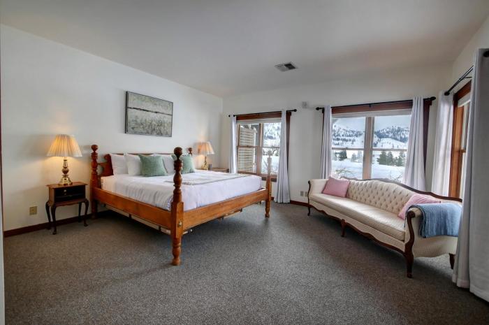 casia lodge and ranch