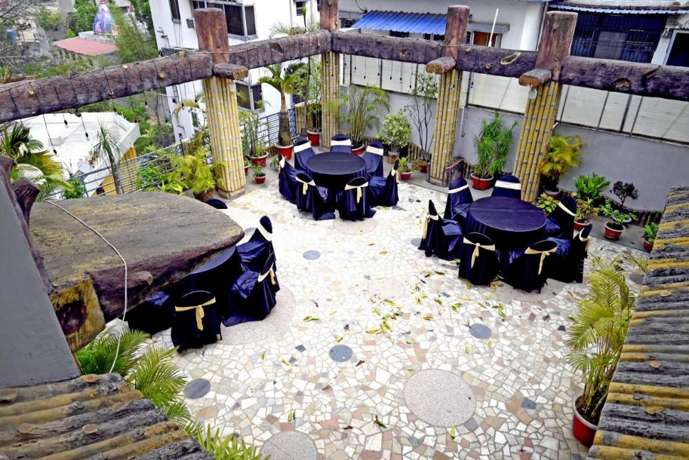 hotel crystal residency