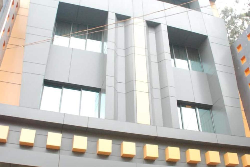 hotel crystal residency