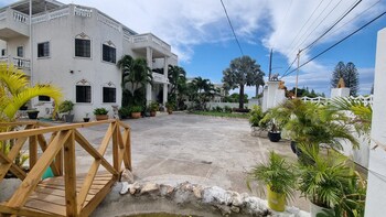 runaway bay