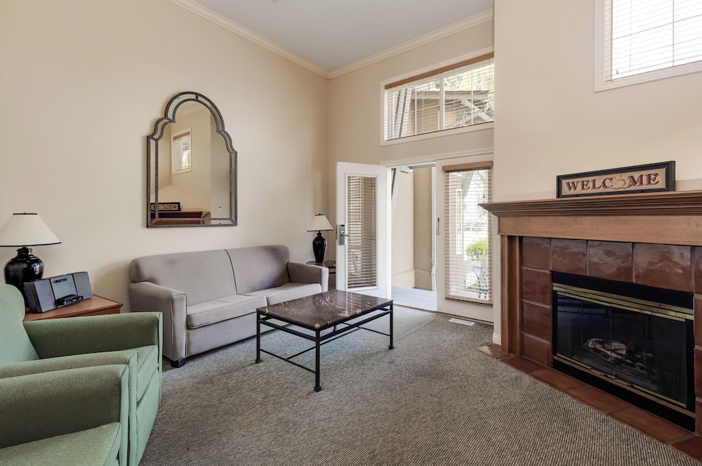 villas at eldorado resort