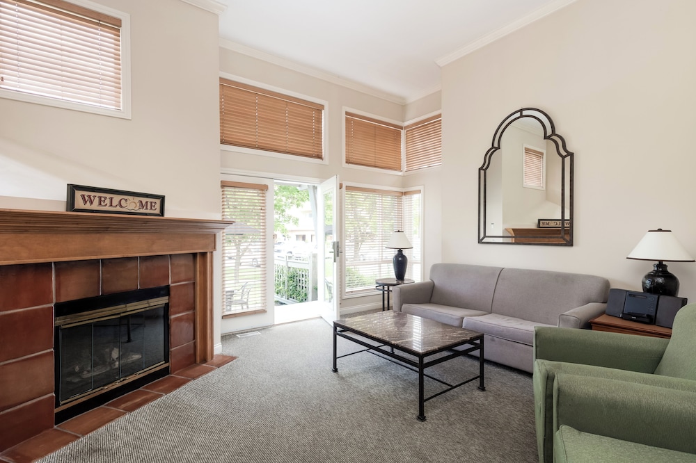 villas at eldorado resort