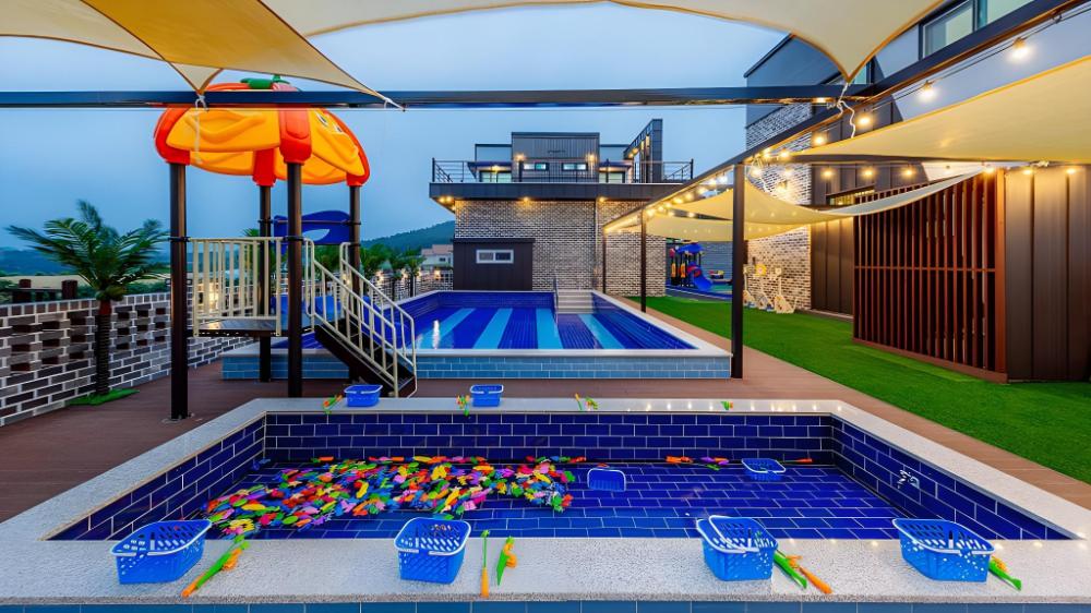 my kids pool villa