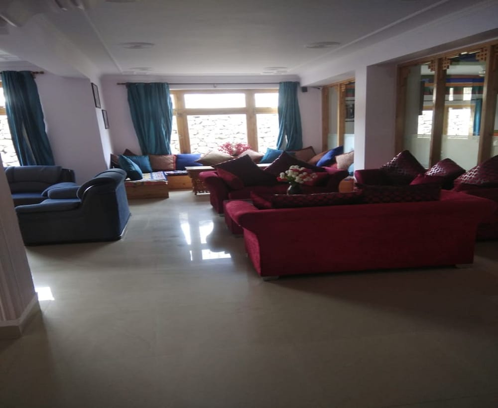 hotel royal ladakh