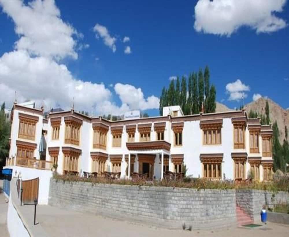 hotel royal ladakh