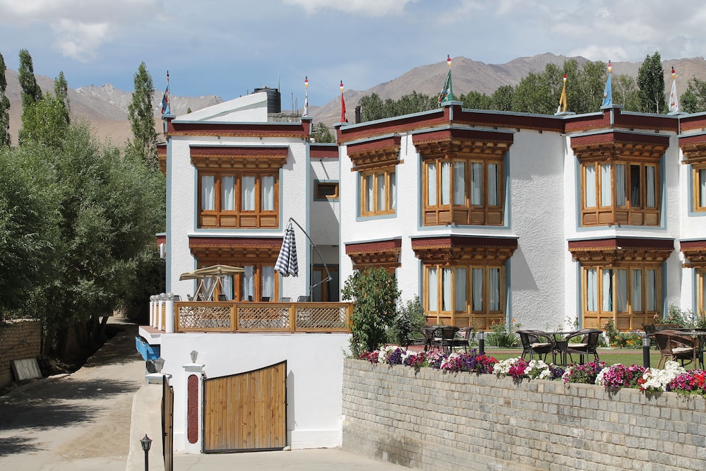 hotel royal ladakh