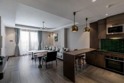 zara garden hotel and apartments