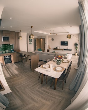 zara garden hotel and apartments