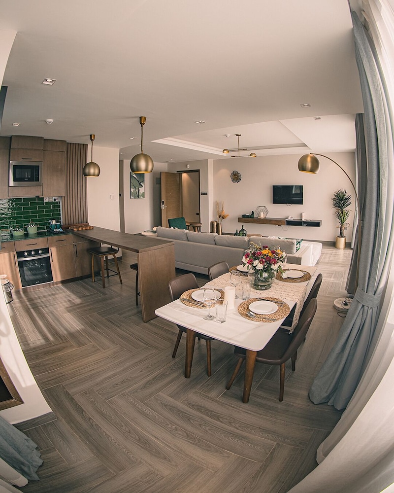 zara garden hotel and apartments