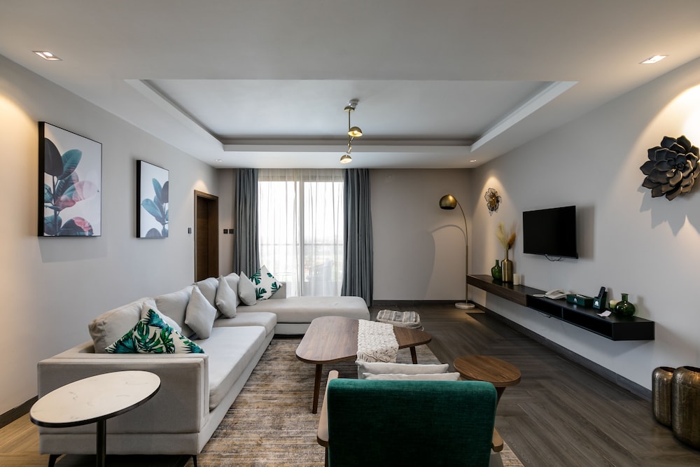 zara garden hotel and apartments