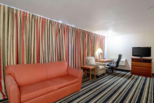 quality inn huron