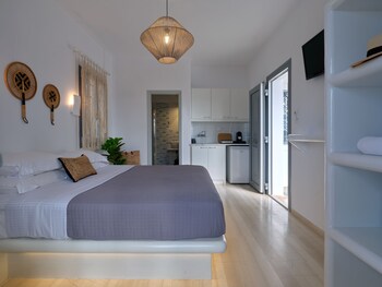 ariti seaside residence