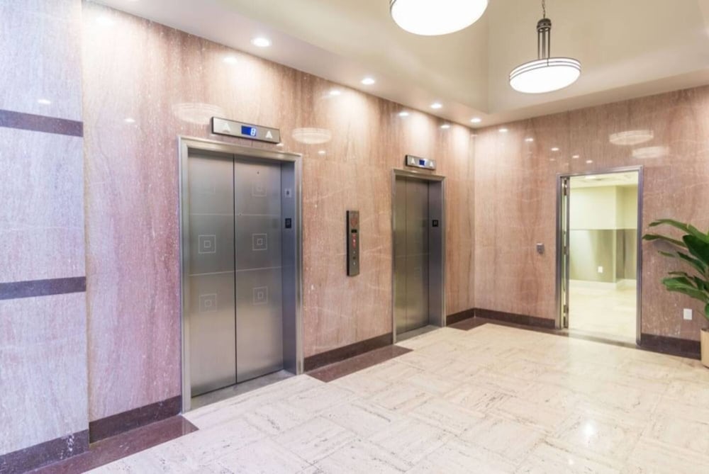 captivating condo near city hot spots