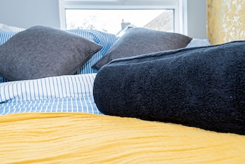 shirley house 3 guest house self catering