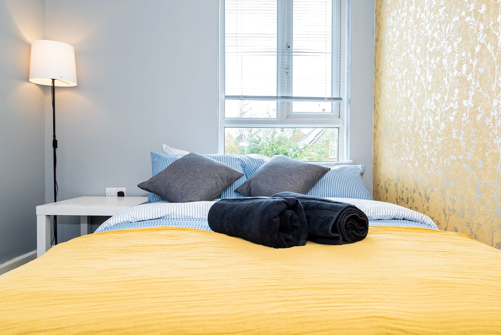 shirley house 3 guest house self catering