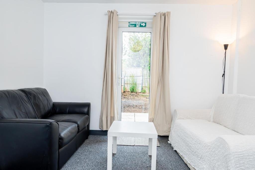 shirley house 3 guest house self catering