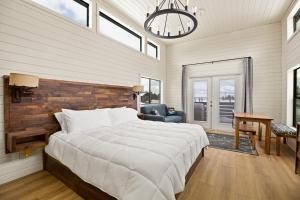 Village Camp Flagstaff,Coconino County>>Bellemont,2 star