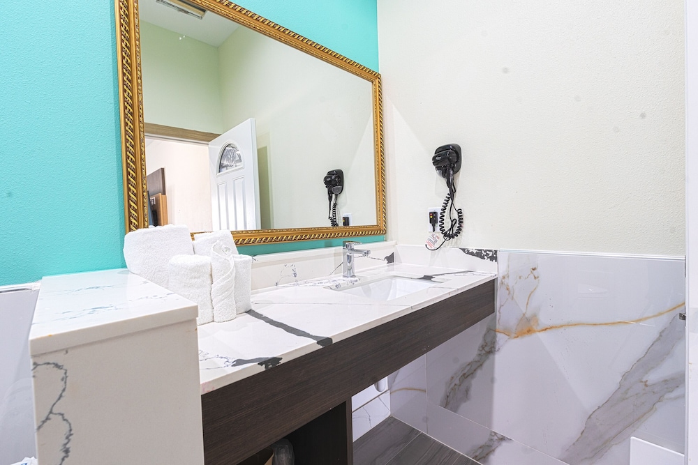 la vyoma villas westpark hwy 6